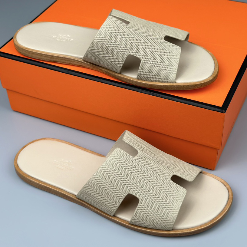 Hermes Izmir Sandal - EUR FASHION