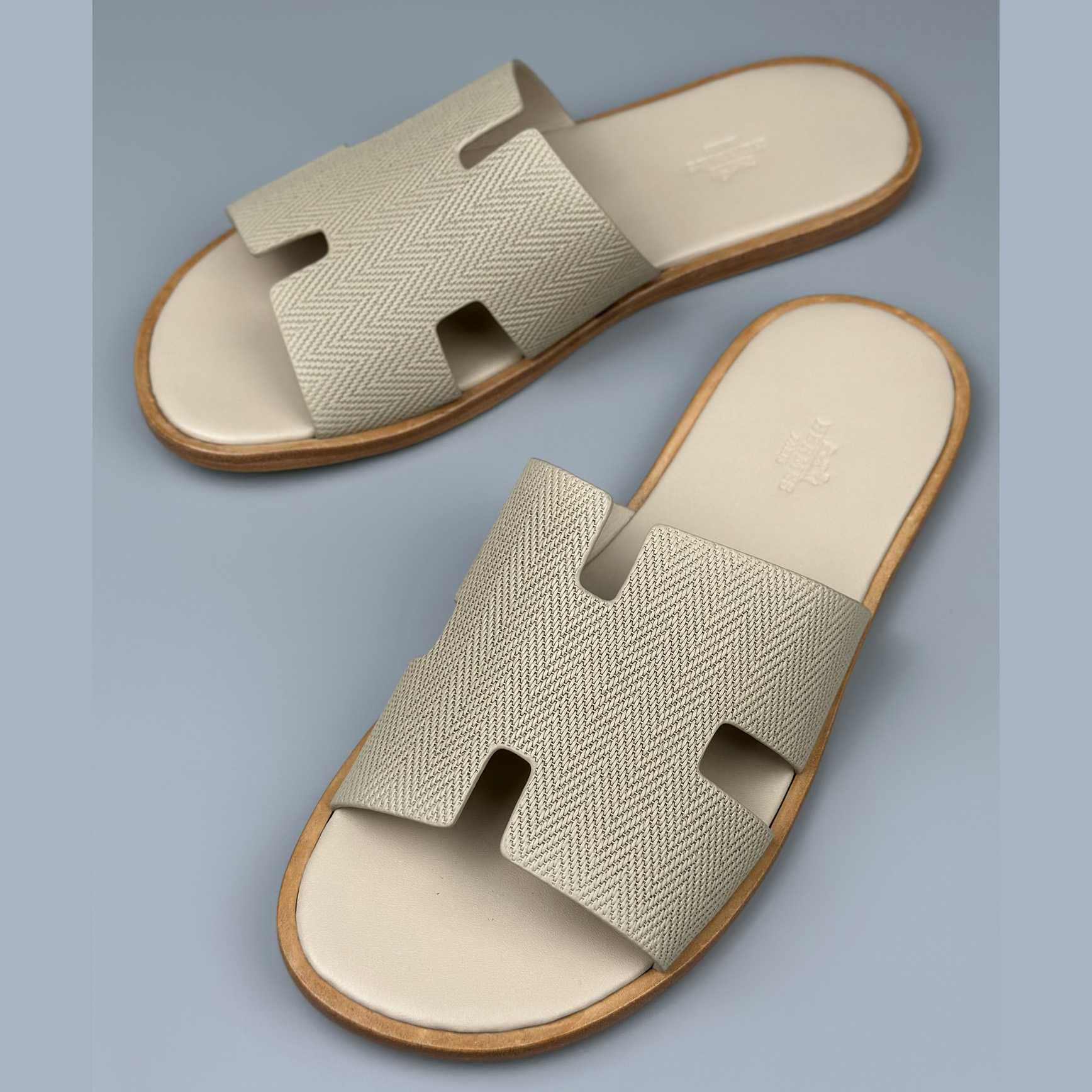 Hermes Izmir Sandal - EUR FASHION