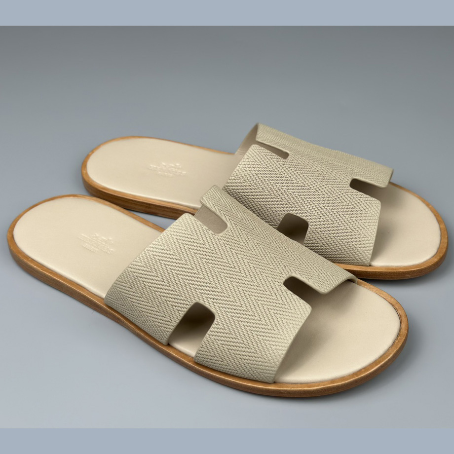 Hermes Izmir Sandal - EUR FASHION