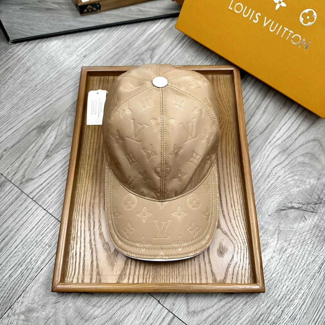 Louis Vuitton Monoragm Cap - EUR FASHION