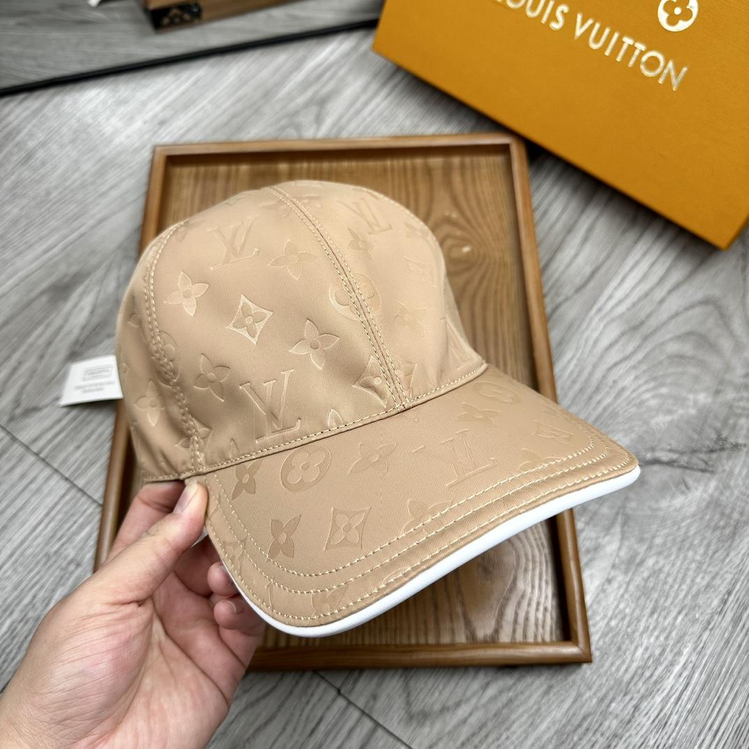 Louis Vuitton Monoragm Cap - EUR FASHION