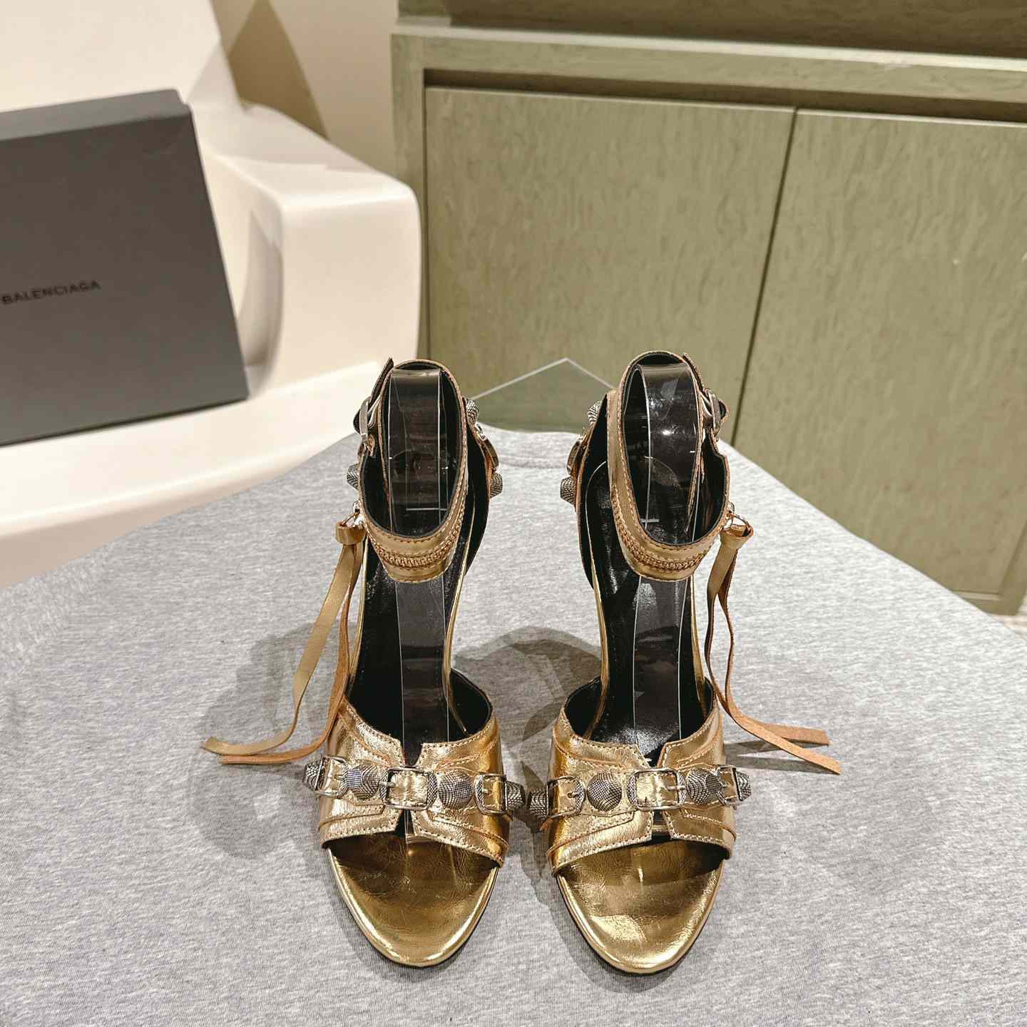 Balenciaga Cagole 110mm Metallic-finish Sandals - EUR FASHION