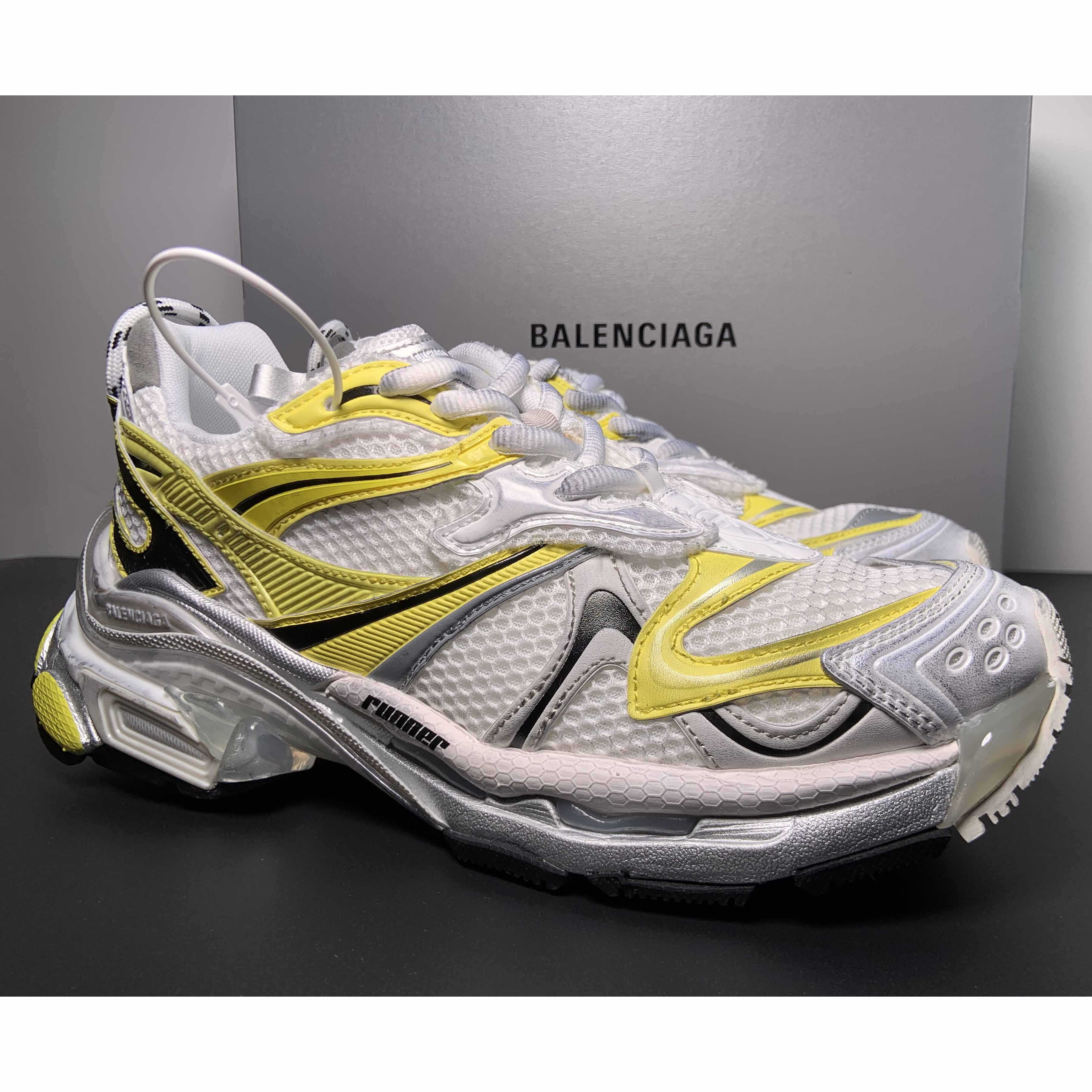 Balenciaga Runner 2.0 Sneaker - EUR FASHION