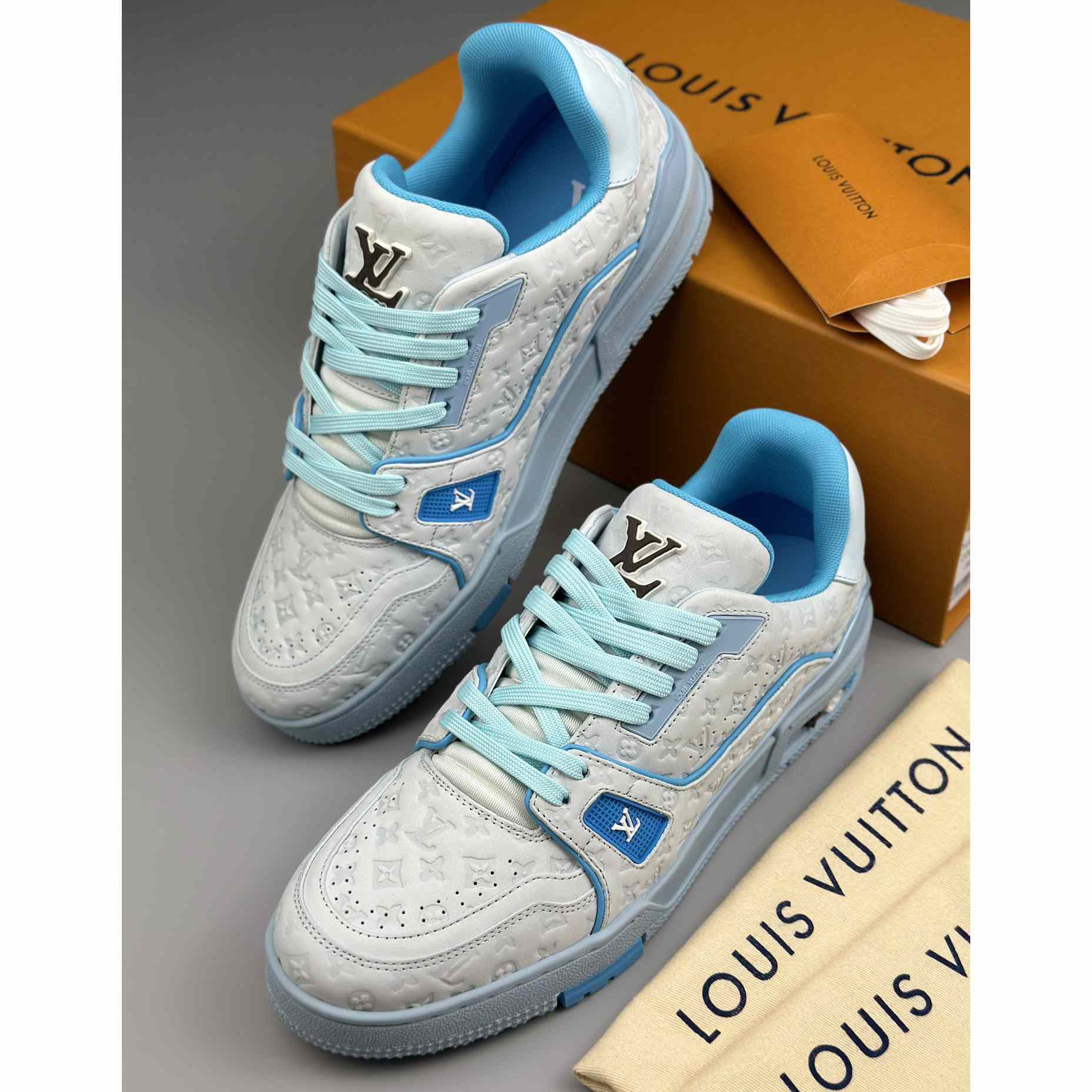 Louis Vuitton LV Trainer Sneaker      1ACXB1 - EUR FASHION