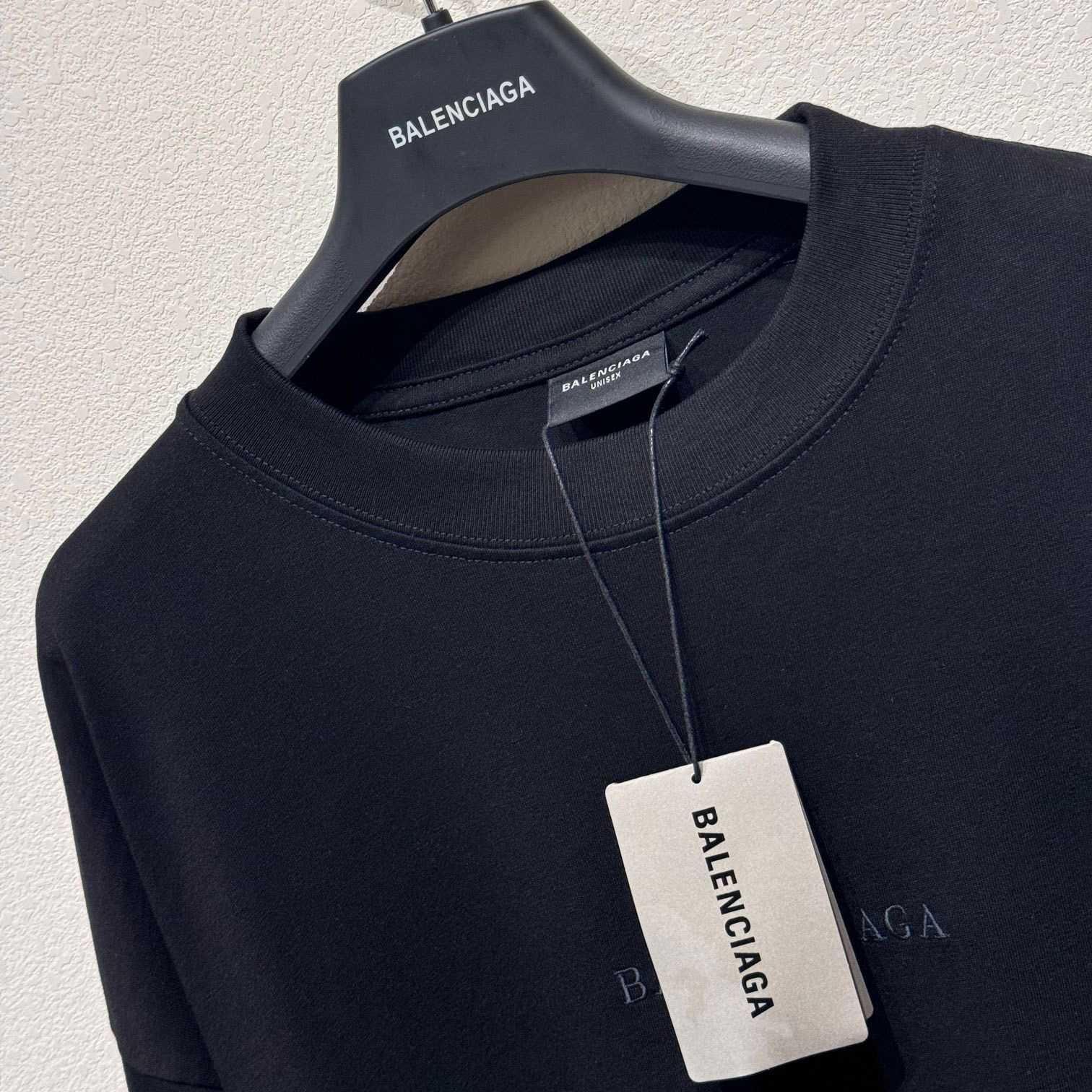 Balenciaga BB Classic Balenciaga Cropped T-Shirt Oversized In Black - EUR FASHION