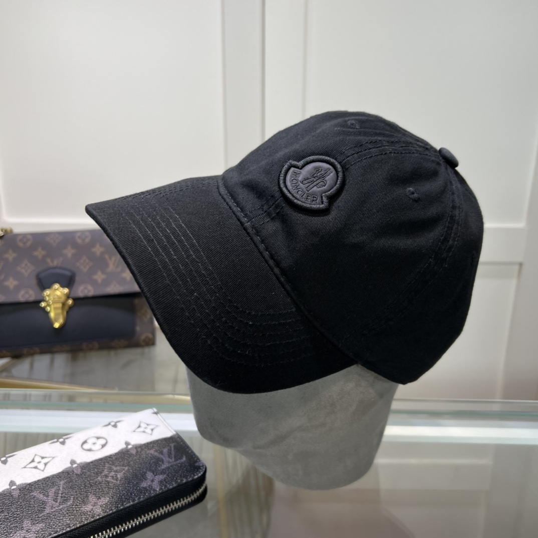 Moncler Cap  - EUR FASHION