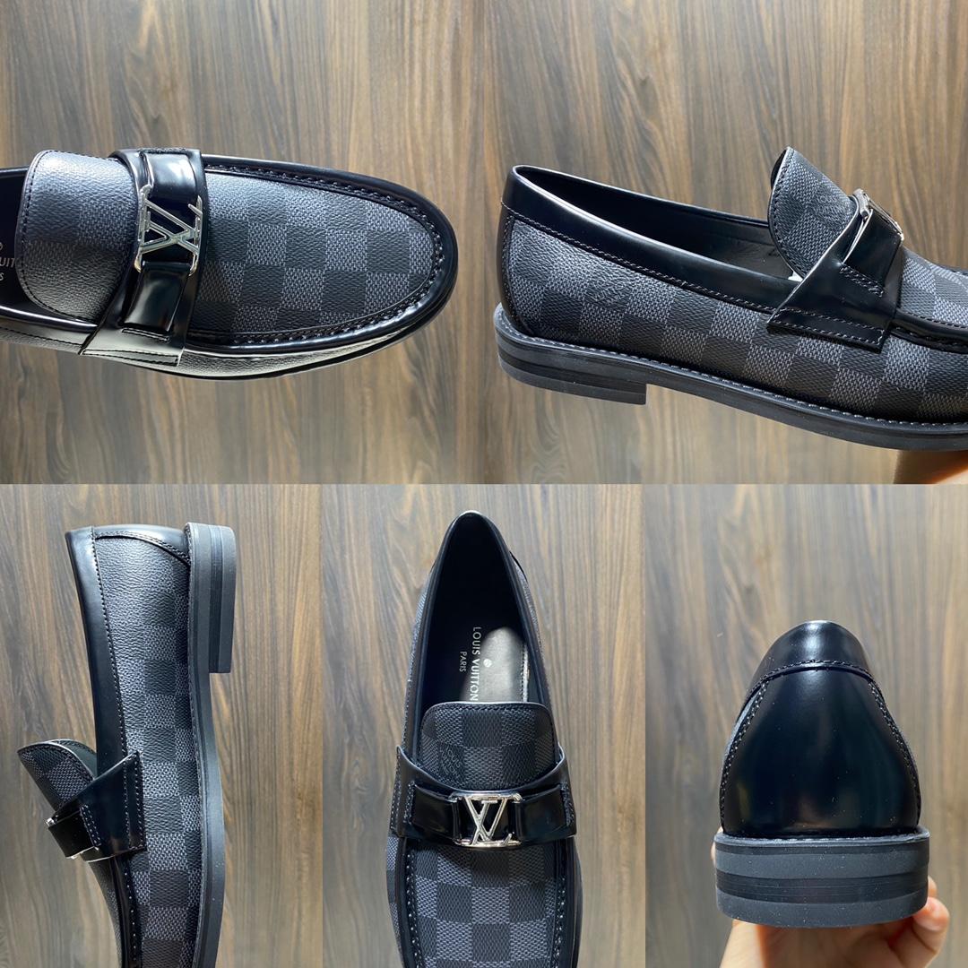 Louis Vuitton Hockenheim Moccasin - EUR FASHION