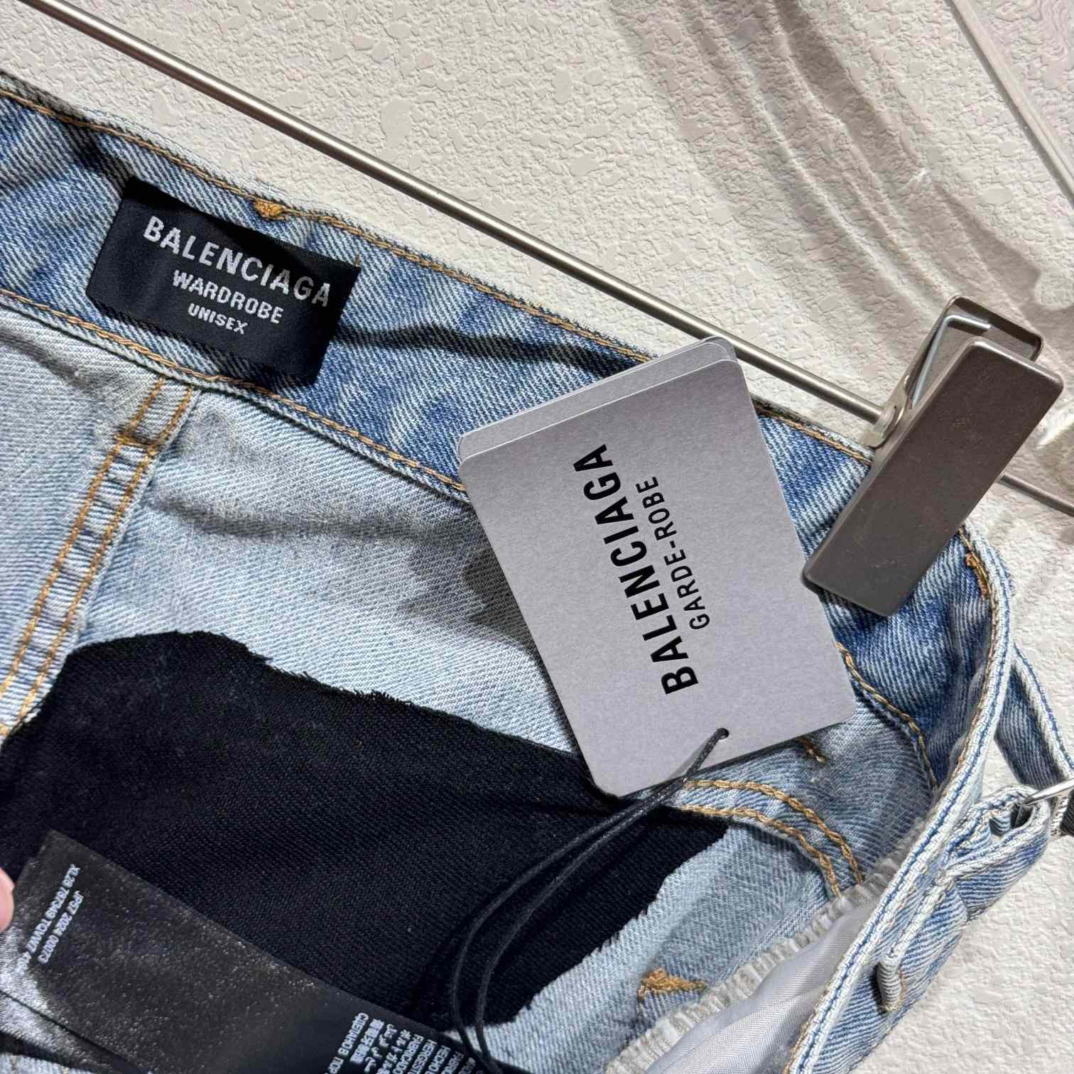 Balenciaga Jeans - EUR FASHION