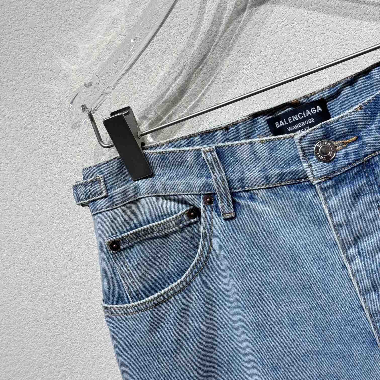 Balenciaga Jeans - EUR FASHION