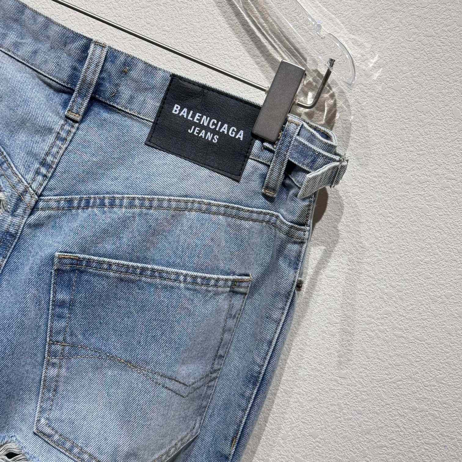 Balenciaga Jeans - EUR FASHION