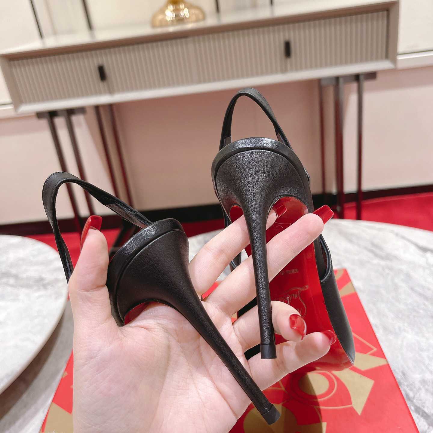 Christian Louboutin Hot Chick 100MM Leather Slingback Pumps - EUR FASHION