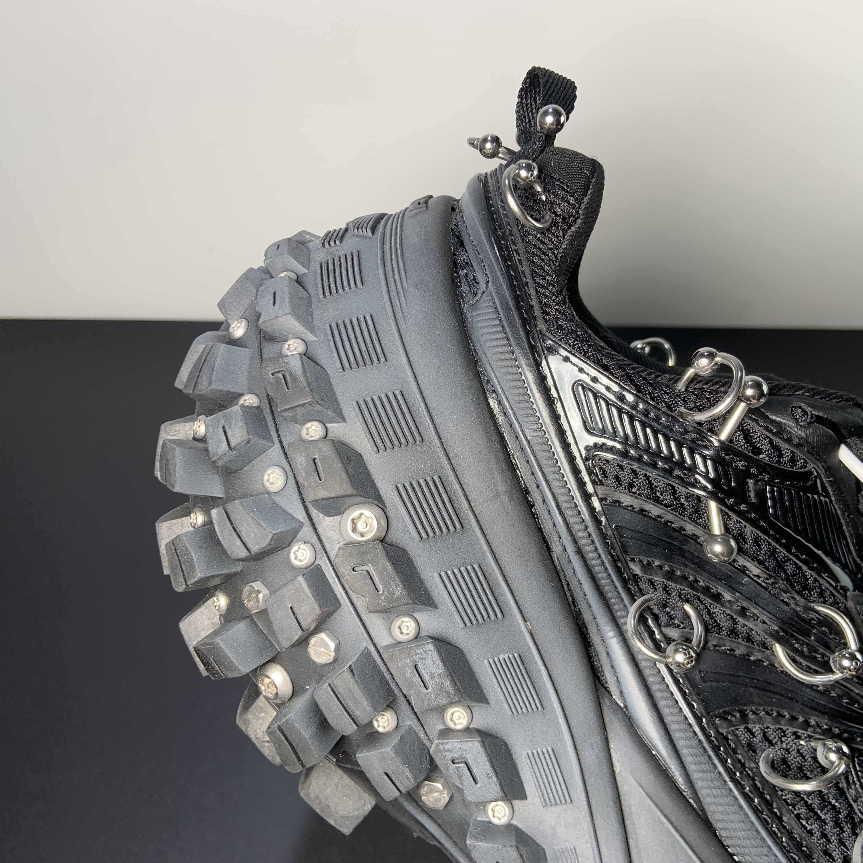 Balenciaga Bouncer Screw Sneaker With Piercings In Black - EUR FASHION