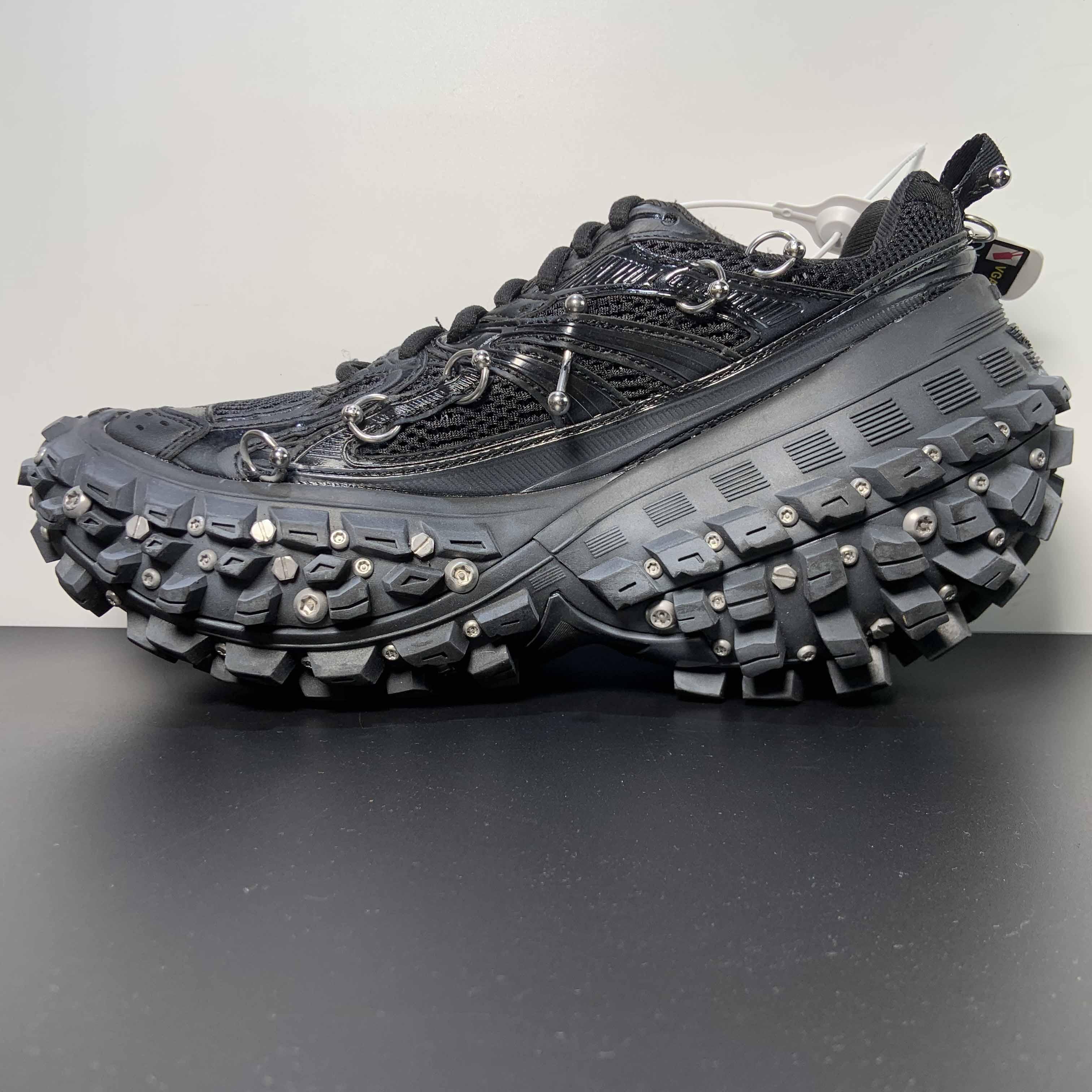 Balenciaga Bouncer Screw Sneaker With Piercings In Black - EUR FASHION