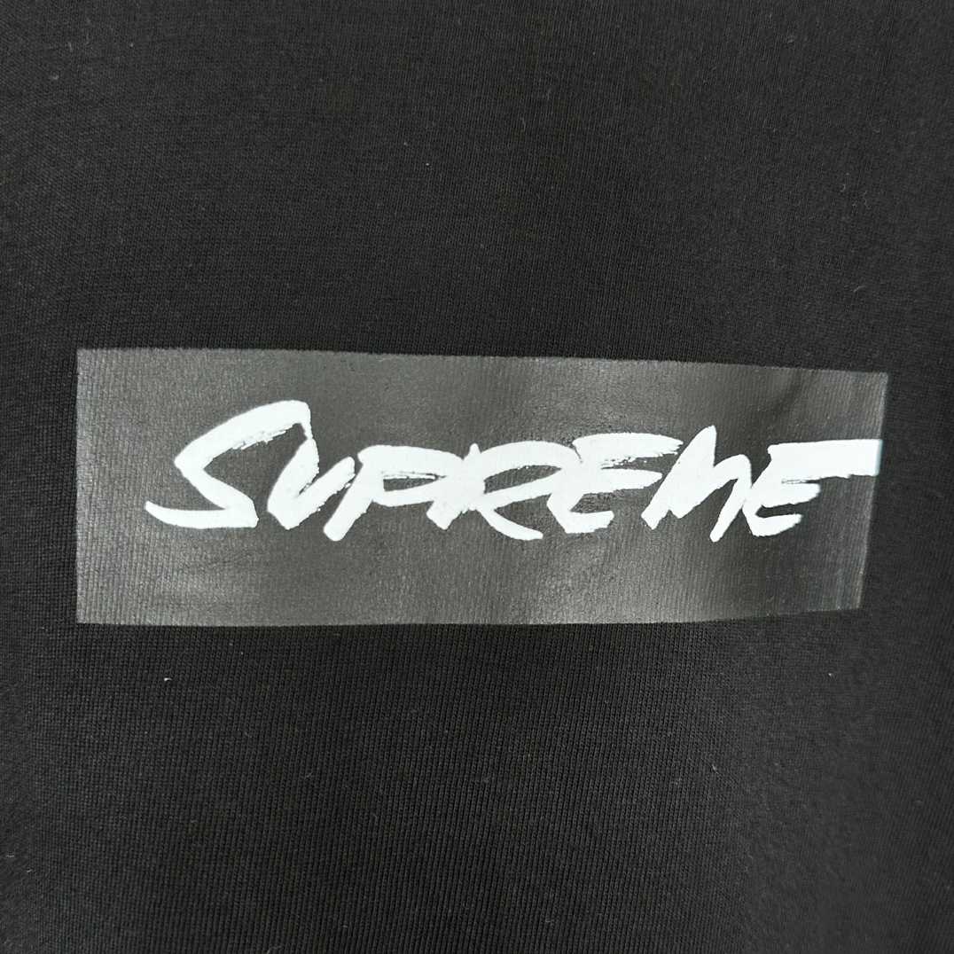 Supreme x Futura Box Logo Tee - EUR FASHION