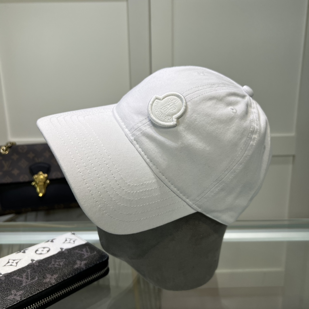 Moncler Cap  - EUR FASHION