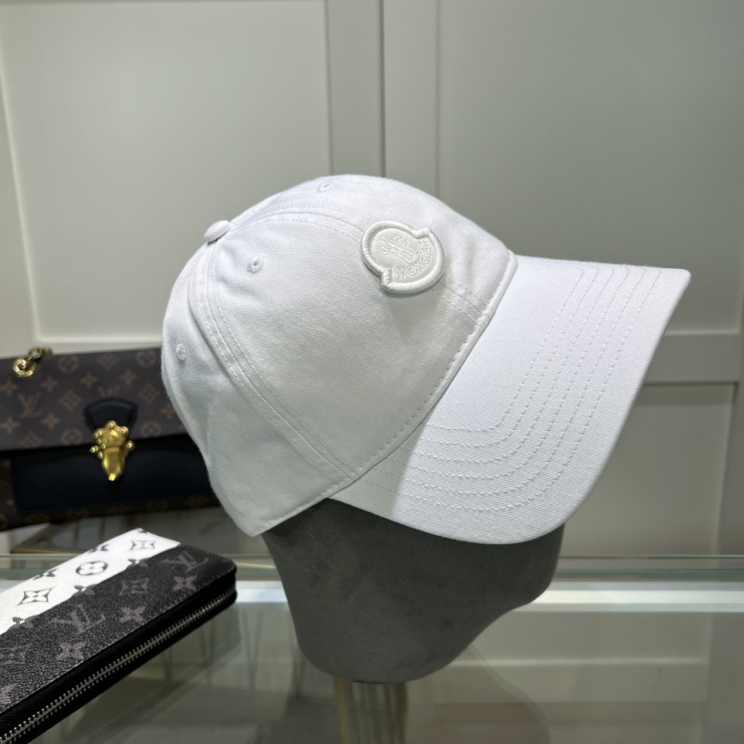 Moncler Cap  - EUR FASHION