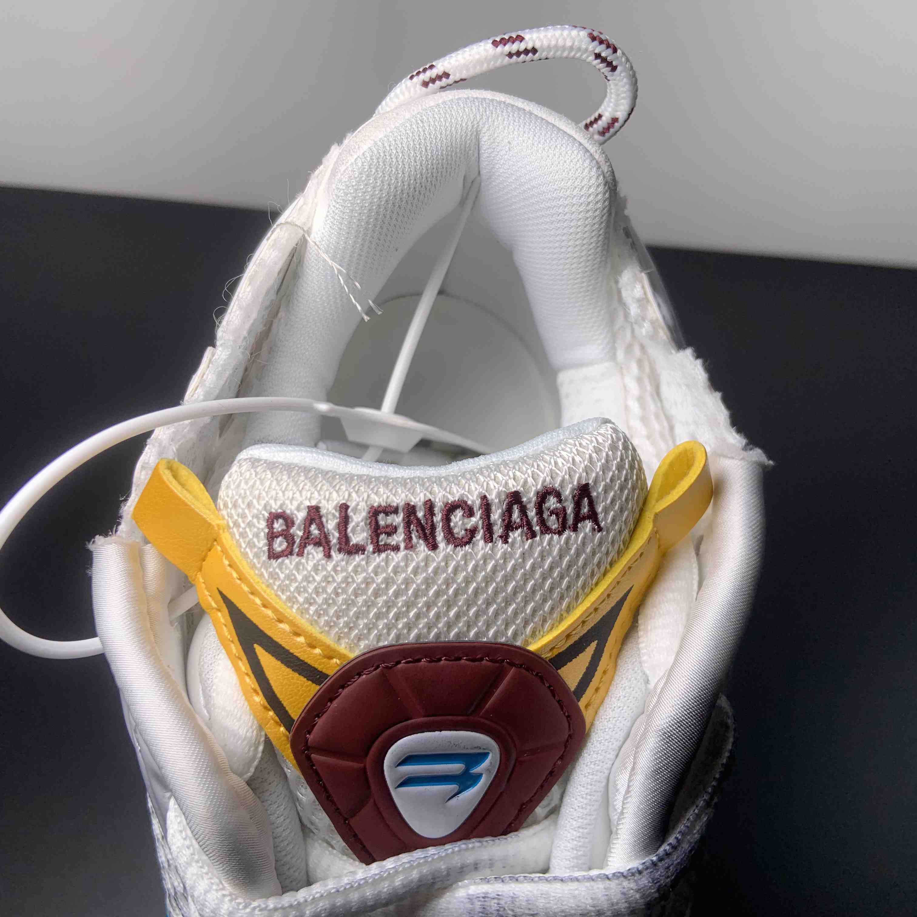 Balenciaga Runner Sneaker  - EUR FASHION