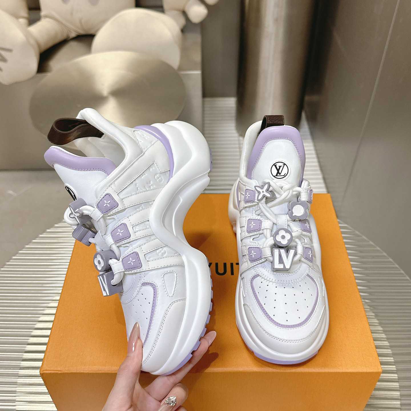 Louis Vuitton LV Archlight Sneaker    - EUR FASHION