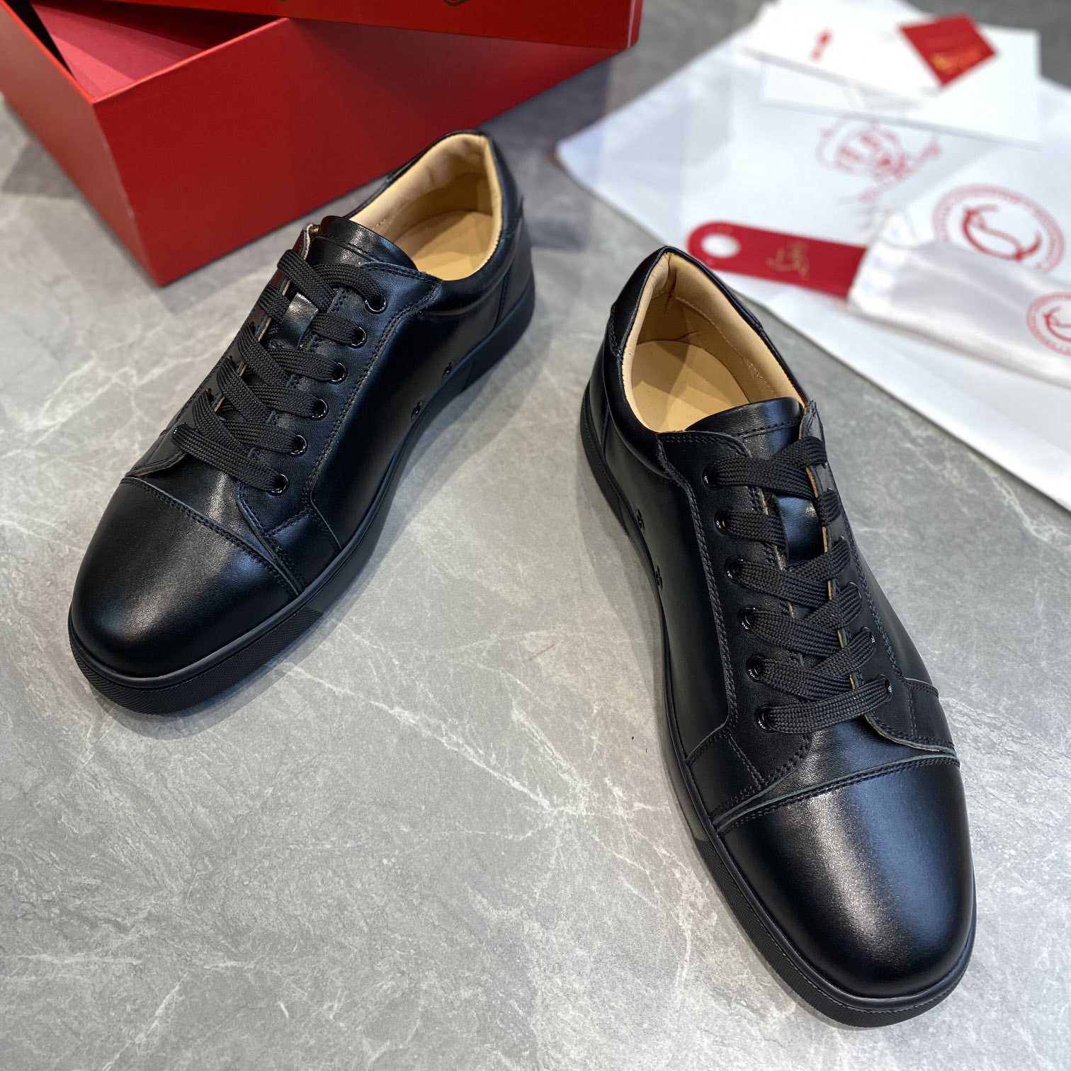 Christian Louboutin Sneakers - EUR FASHION