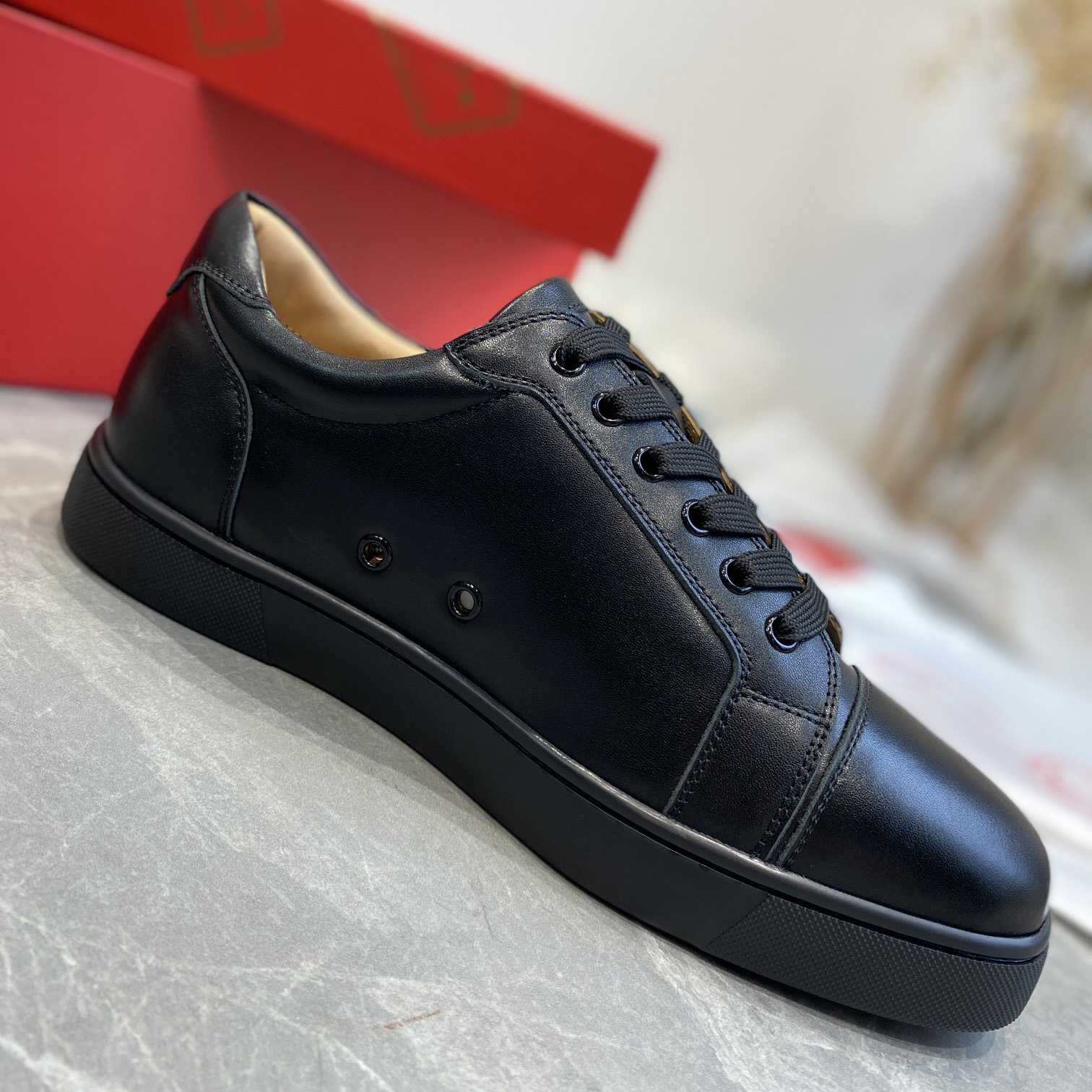 Christian Louboutin Sneakers - EUR FASHION