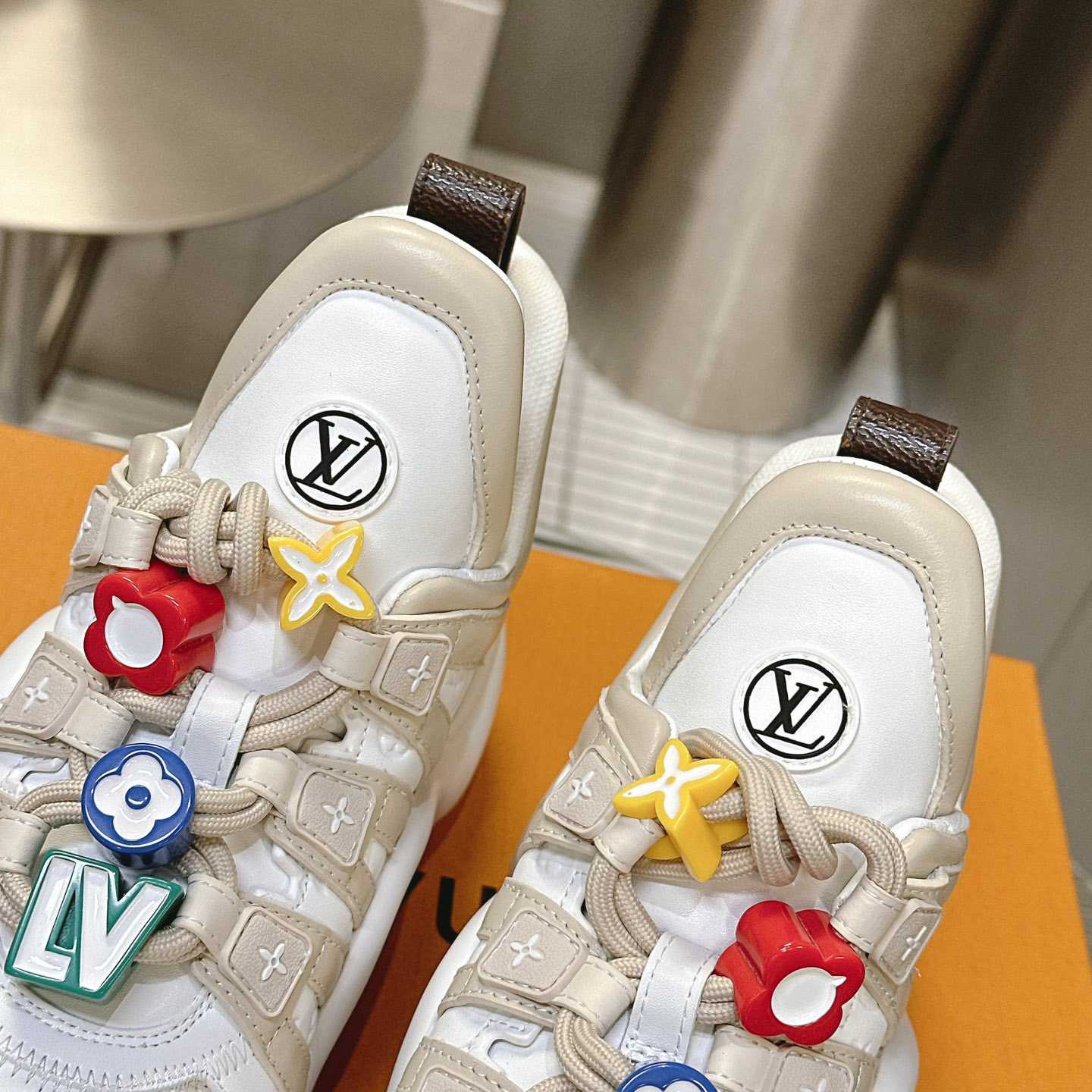 Louis Vuitton LV Archlight Sneaker    - EUR FASHION