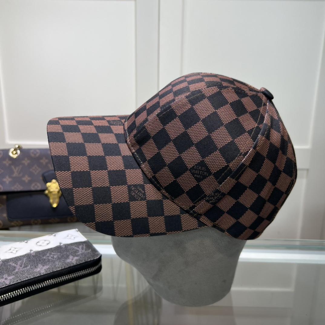 Louis Vuitton Cap - EUR FASHION