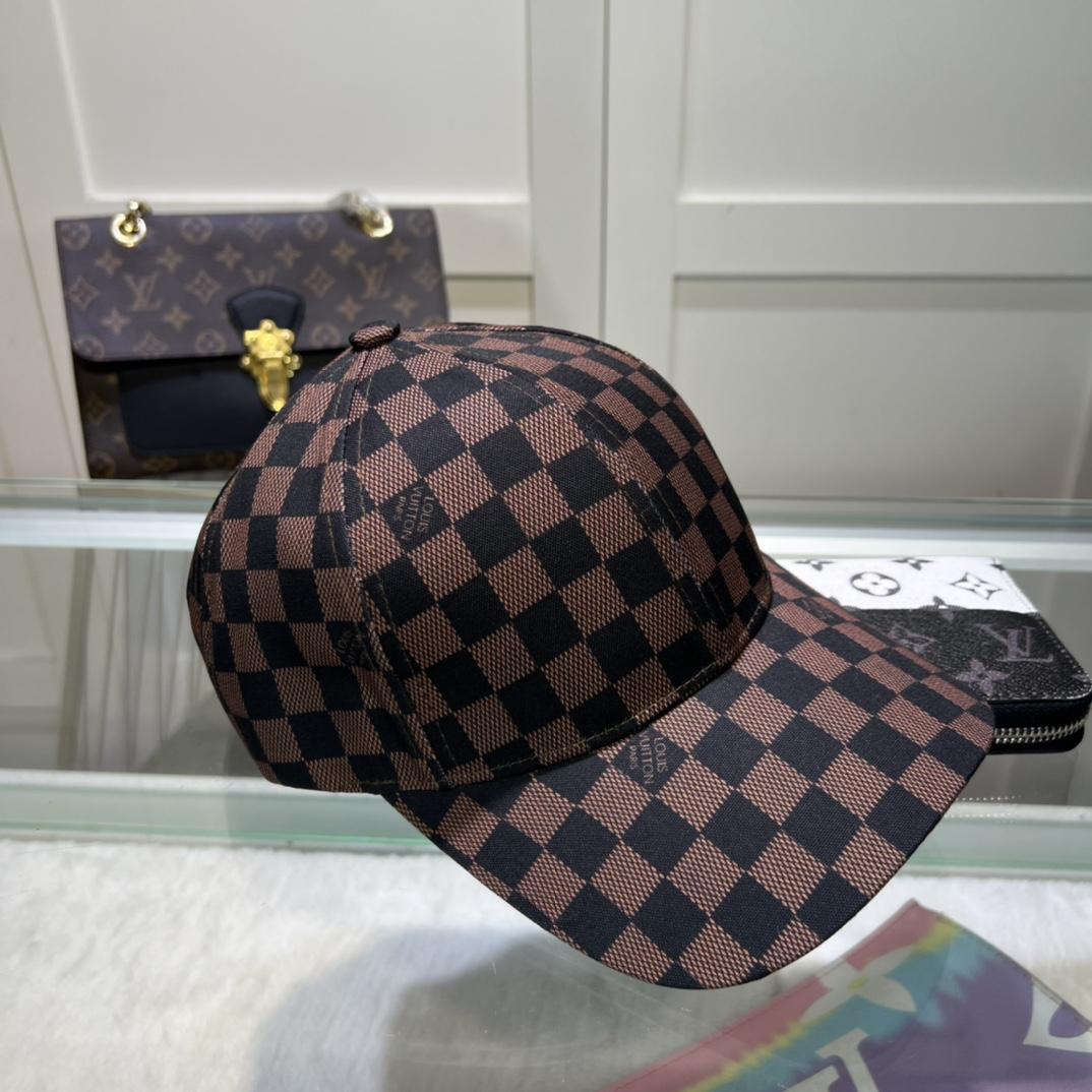 Louis Vuitton Cap - EUR FASHION