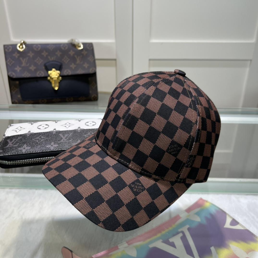 Louis Vuitton Cap - EUR FASHION