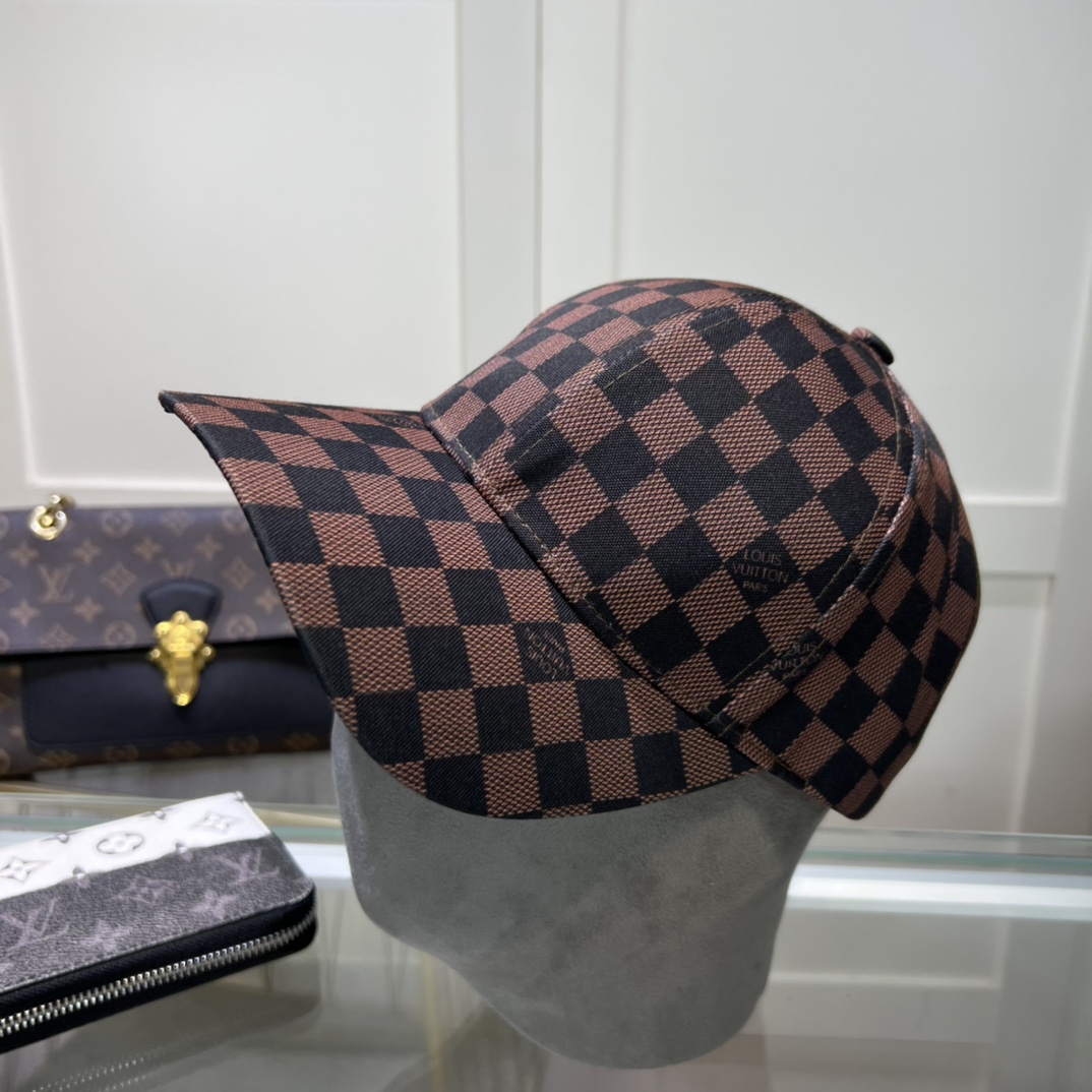 Louis Vuitton Cap - EUR FASHION