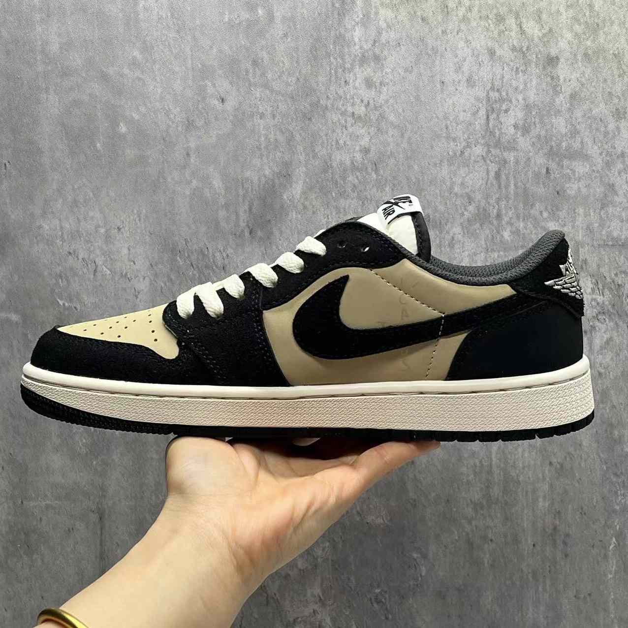 ​Travis Scott X Jordan 1 Low Sneaker   DM7866-201 - EUR FASHION