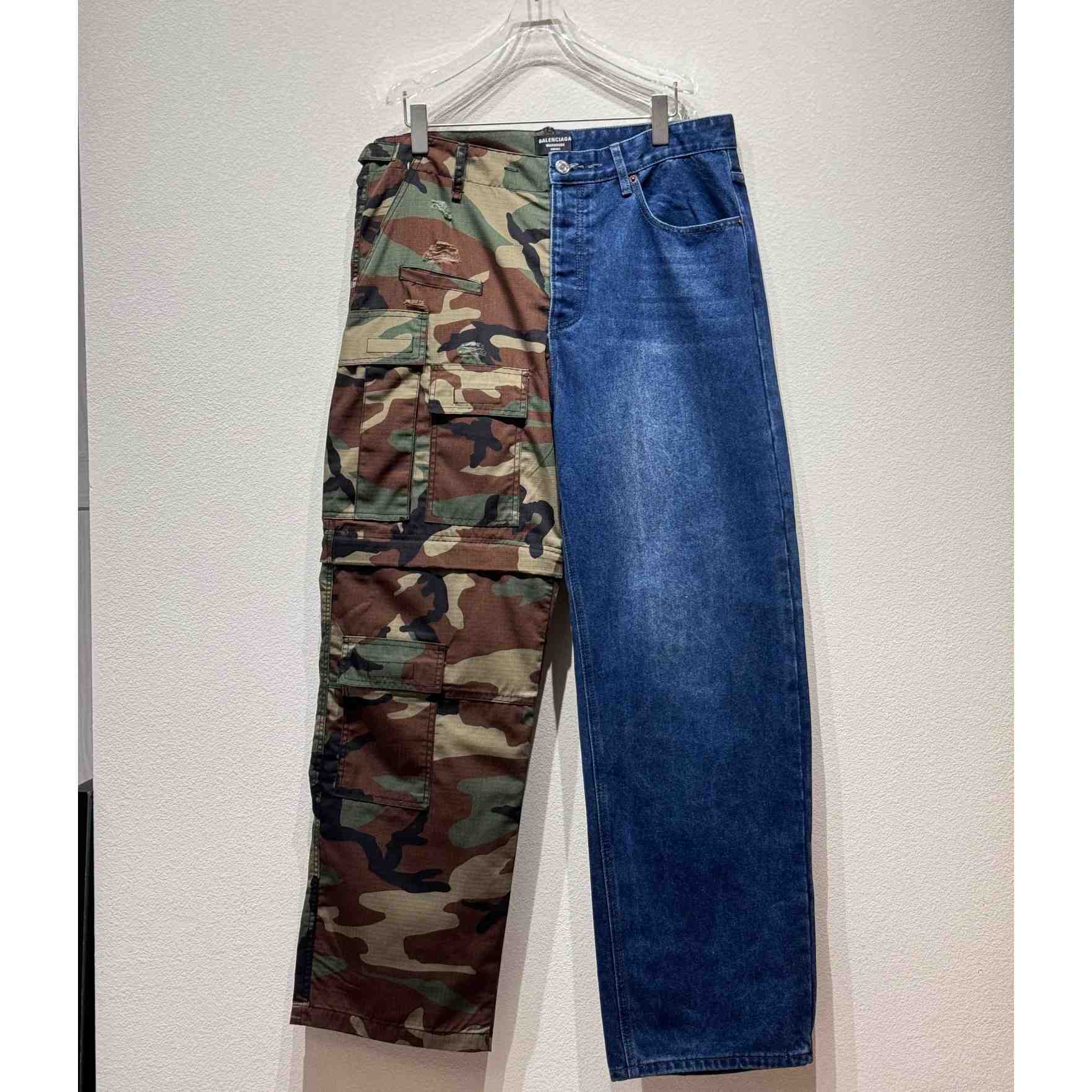 Balenciaga Dark Camo Hybrid Baggy Pants In Dark Blue  - EUR FASHION