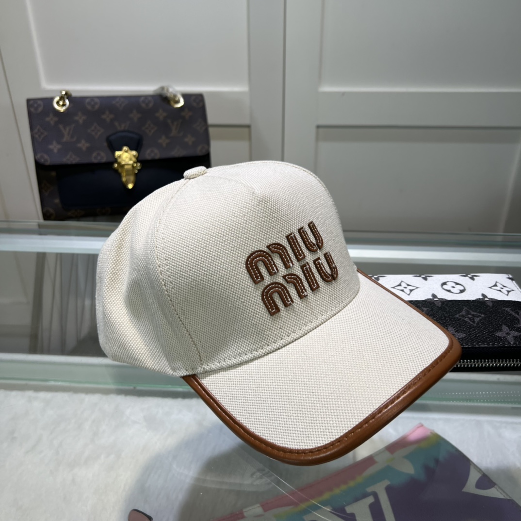 Miu Miu Baseball Cap - EUR FASHION