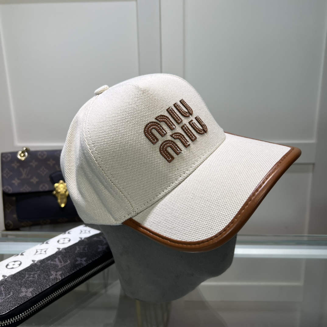 Miu Miu Baseball Cap - EUR FASHION