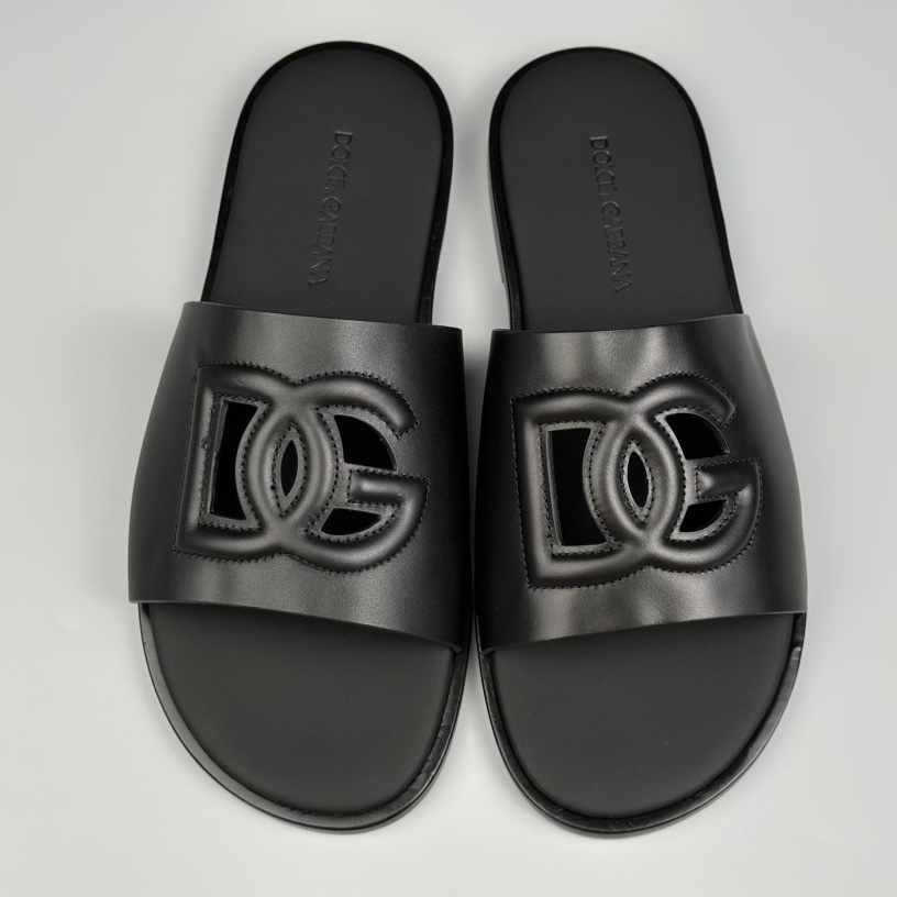 Dolce & Gabbana Calfskin sliders - EUR FASHION