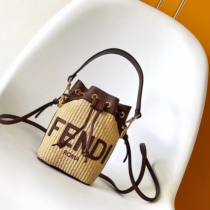 Fendi "Mon Tresor" Mini Bag  (12-18-10cm) - EUR FASHION