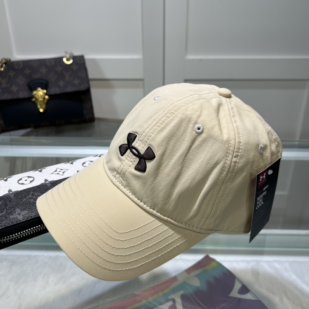 Under Armour Cap - EUR FASHION