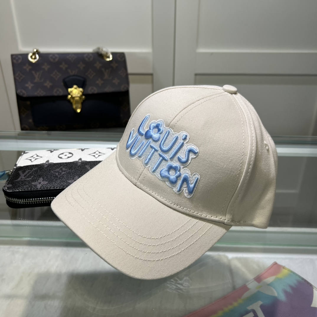 Louis Vuitton Cap - EUR FASHION