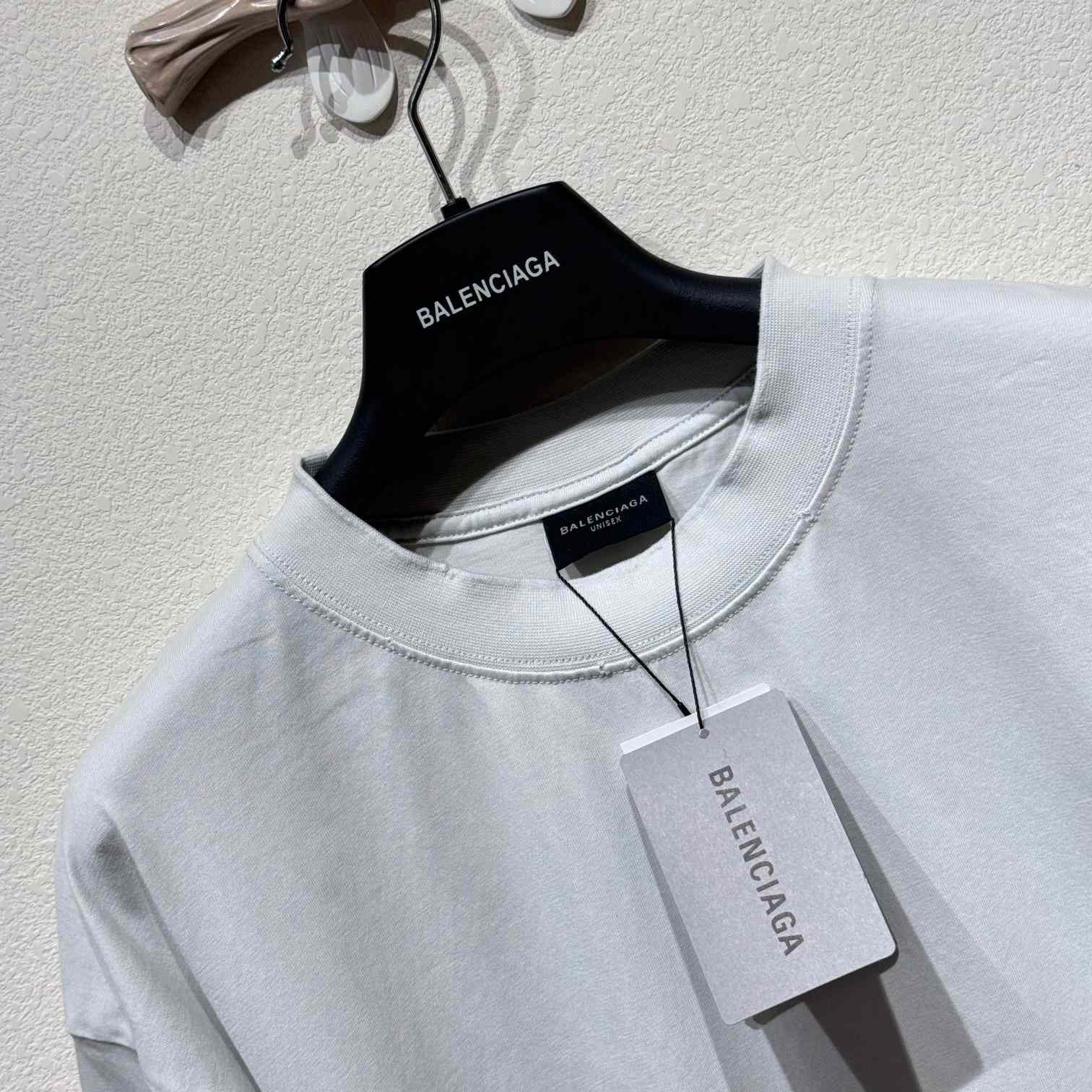 Balenciaga Agaicnelab T-Shirt Oversized Fit In White - EUR FASHION