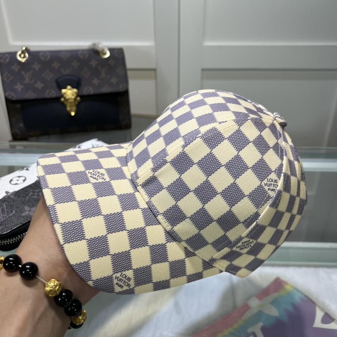 Louis Vuitton Cap - EUR FASHION