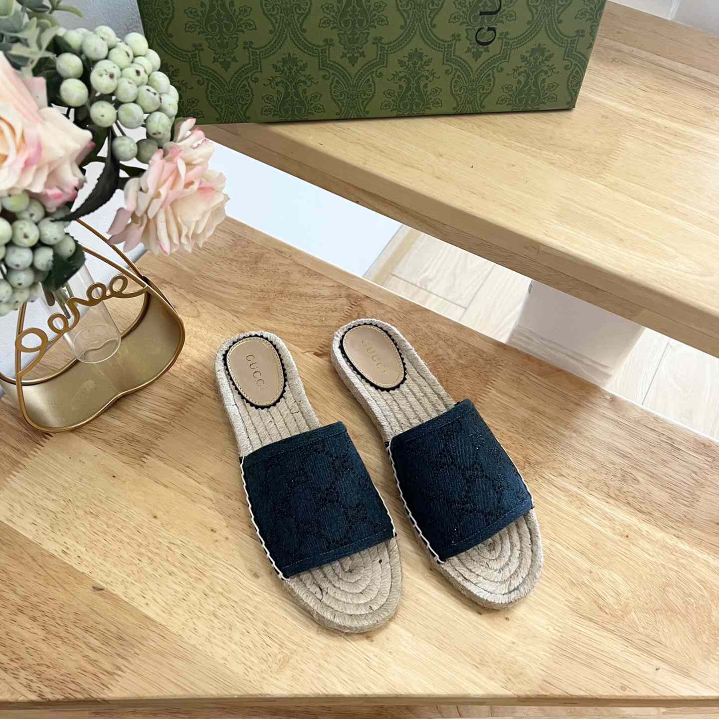 Gucci Women's Slide Espadrille  - EUR FASHION