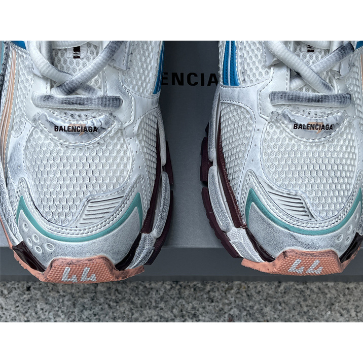 Balenciaga Runner Sneaker - EUR FASHION