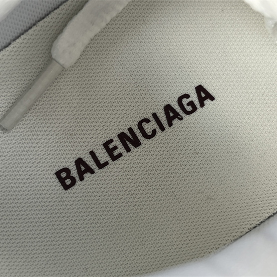 Balenciaga Runner Sneaker - EUR FASHION