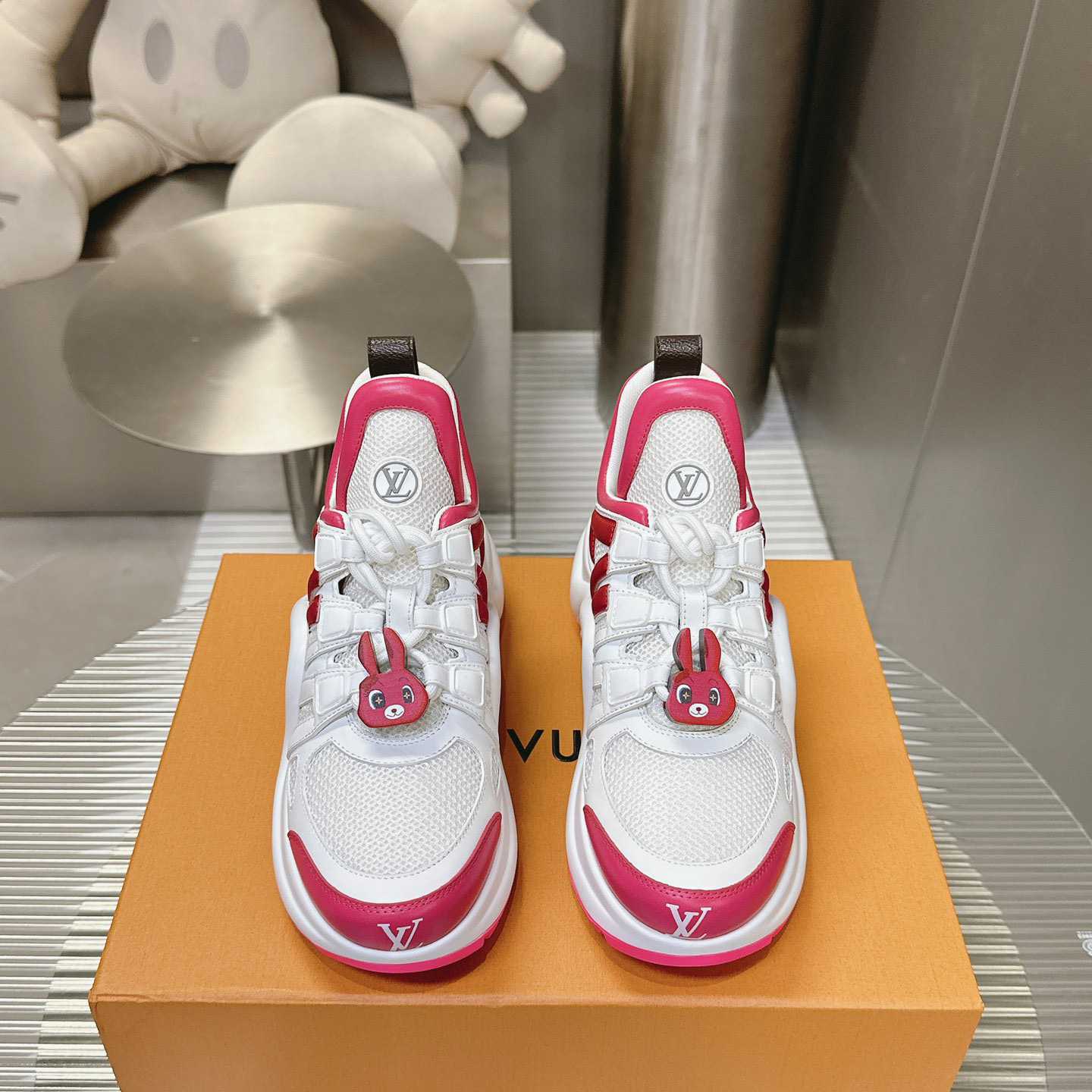 Louis Vuitton LV Archlight Sneaker    - EUR FASHION