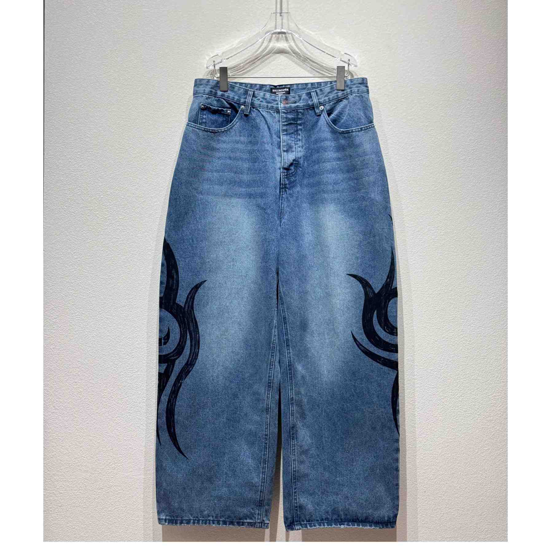 Balenciaga Jeans - EUR FASHION