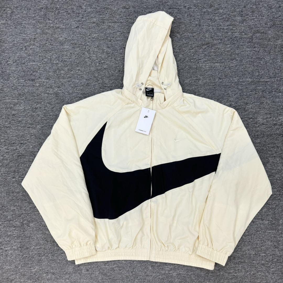 Nike Hooded Jacket - EUR FASHION