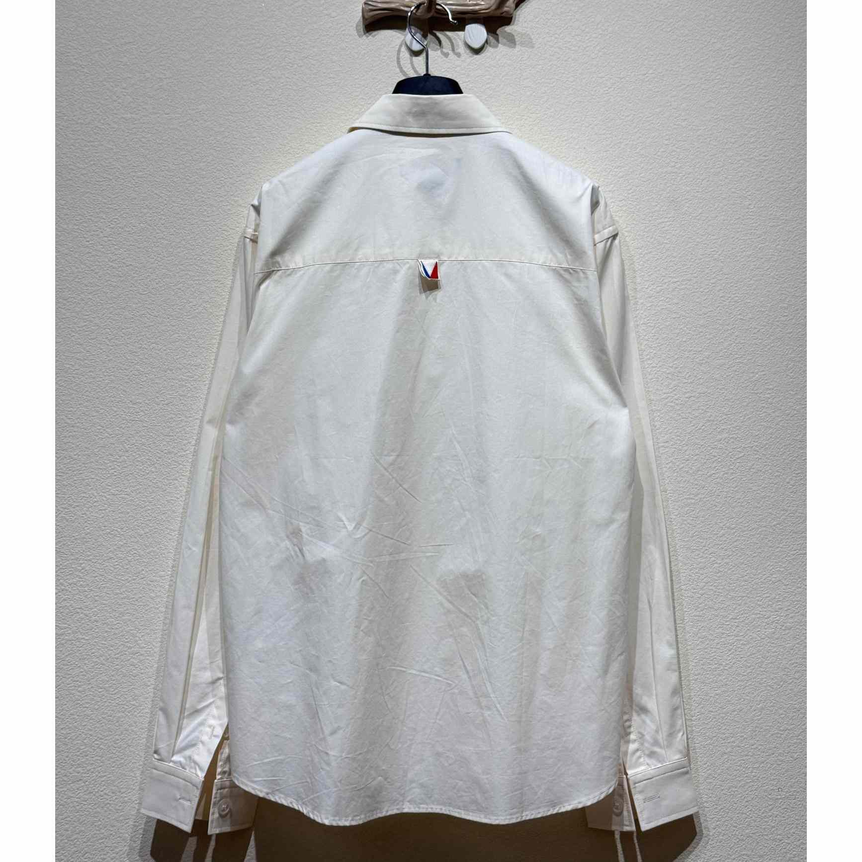 Louis Vuitton Embellished Open Collar Long-Sleeved Shirt   1AFVQQ - EUR FASHION