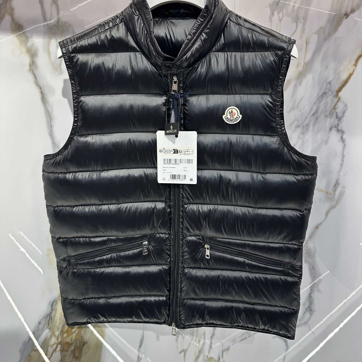 Moncler Gui Gilet  - EUR FASHION