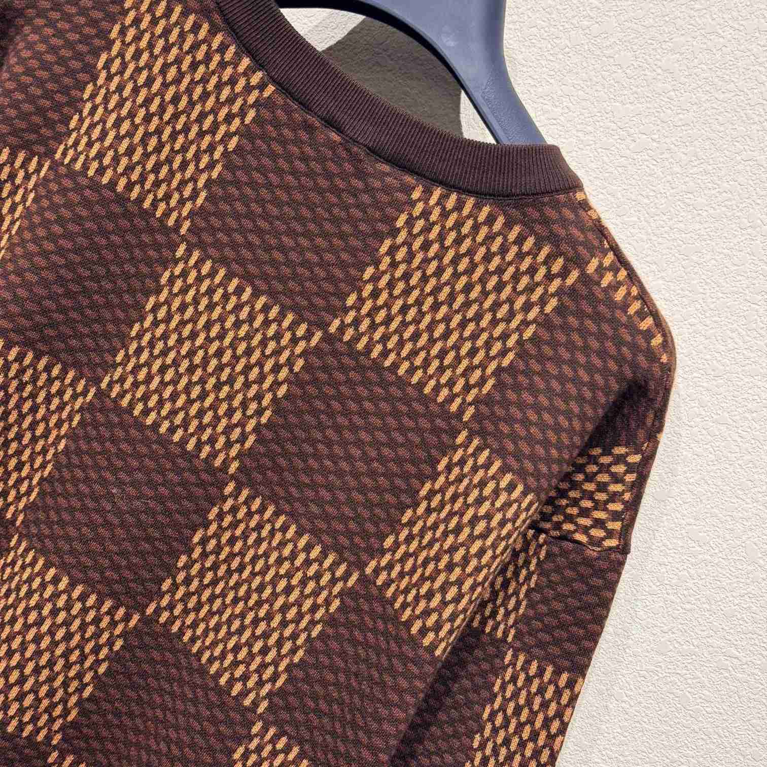 Louis Vuitton Short-Sleeved Cotton Damier Crewneck With Crystal LV Patch     1AFIUP - EUR FASHION