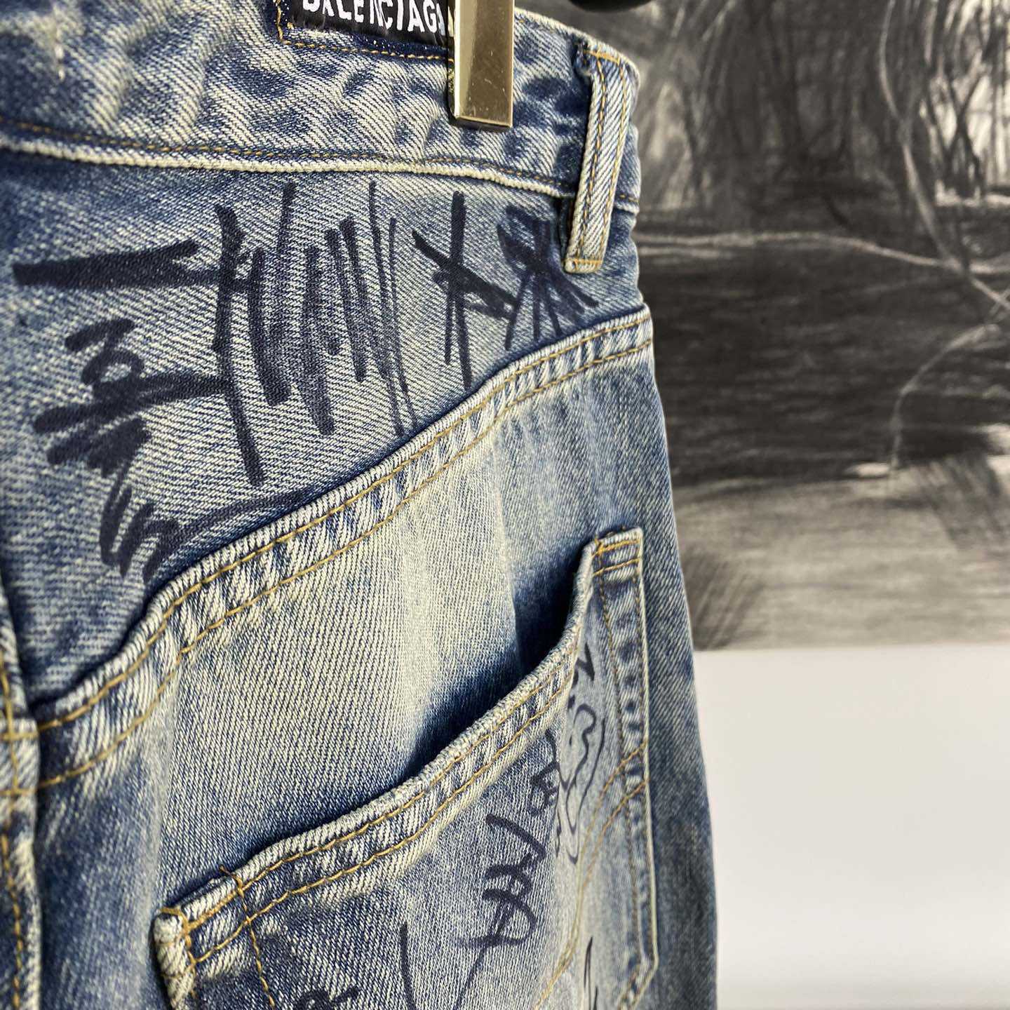 Balenciaga Graffiti Baggy Jeans - EUR FASHION