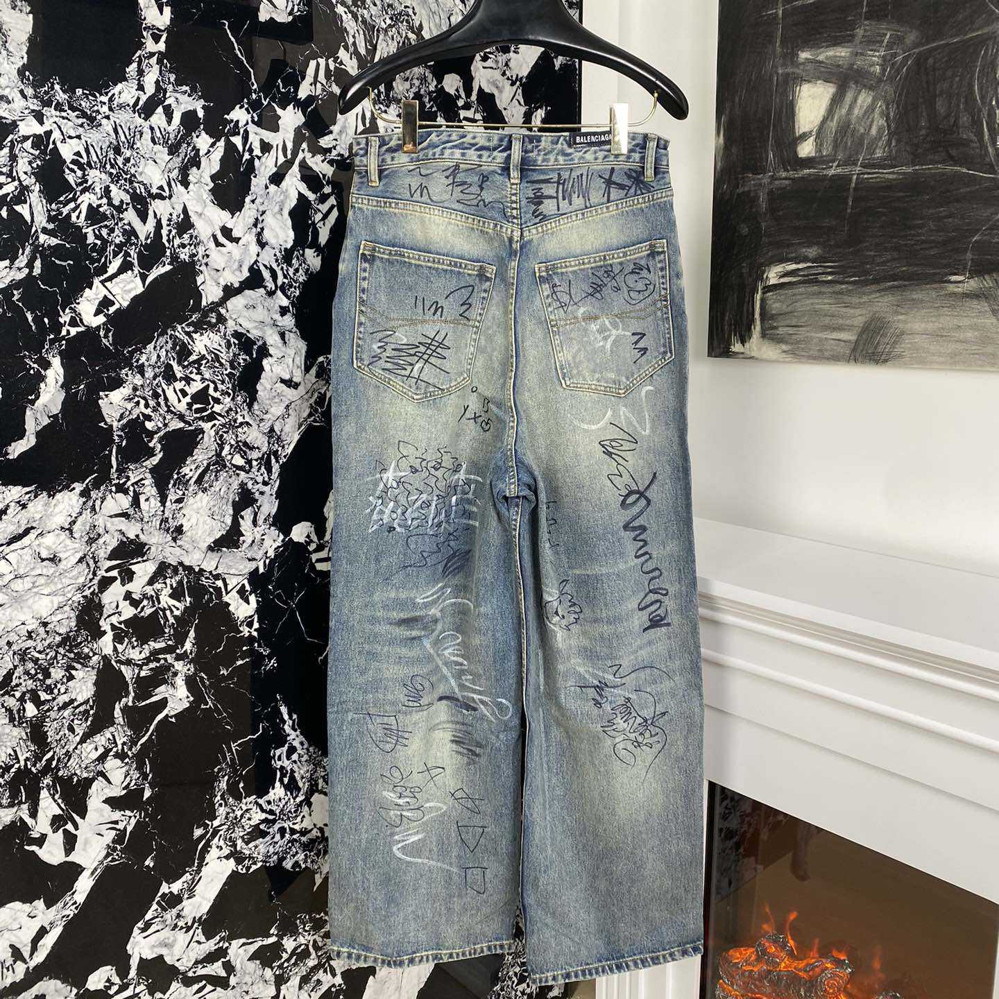 Balenciaga Graffiti Baggy Jeans - EUR FASHION